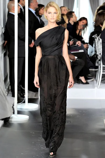 Look 34